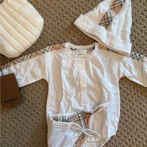 Burberry Infant White Romper and Hat with Plaid Trim